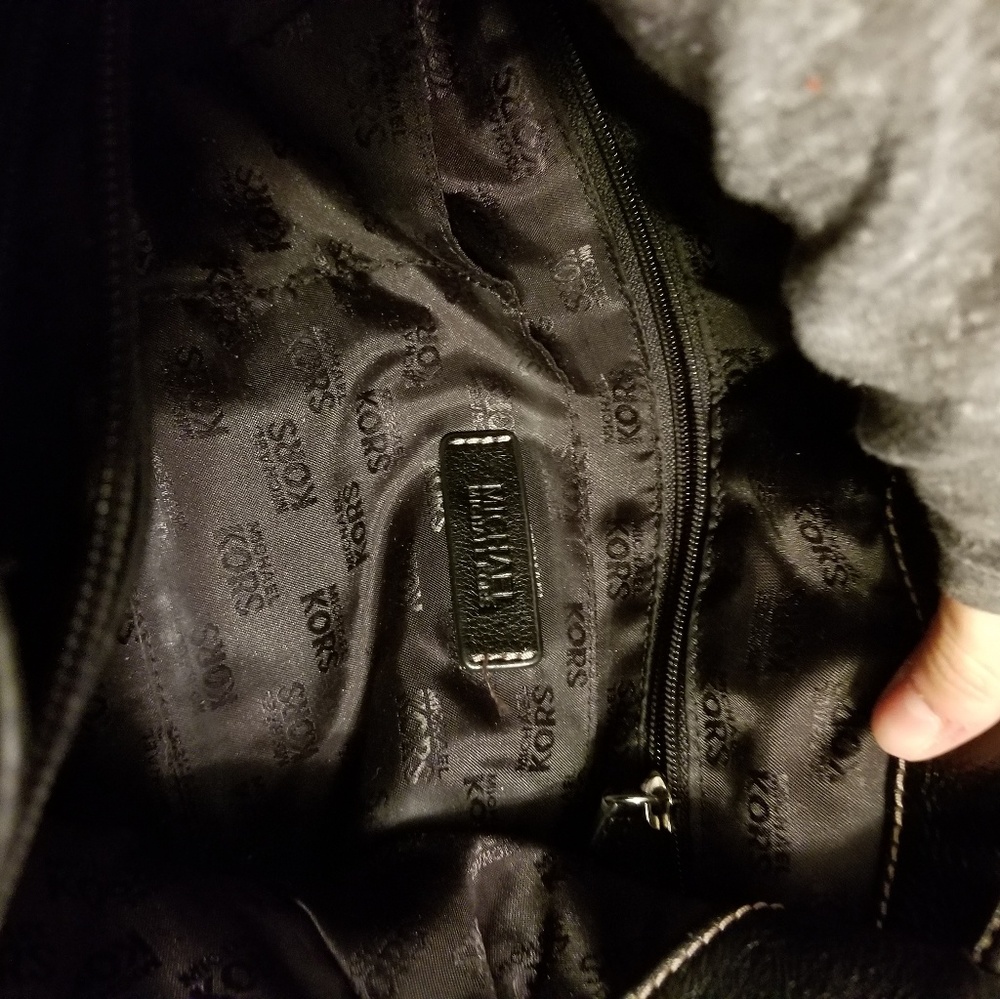 Michael Kors bag - Picture 2 of 4